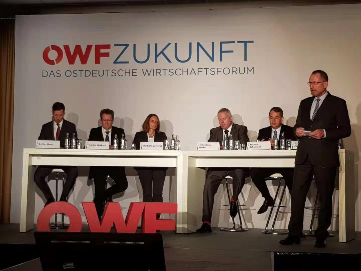 Podiumsdiskussion mit Außenwirtschaftsexperten von GTAI und BWA auf dem OWF.Zukunft 2018
