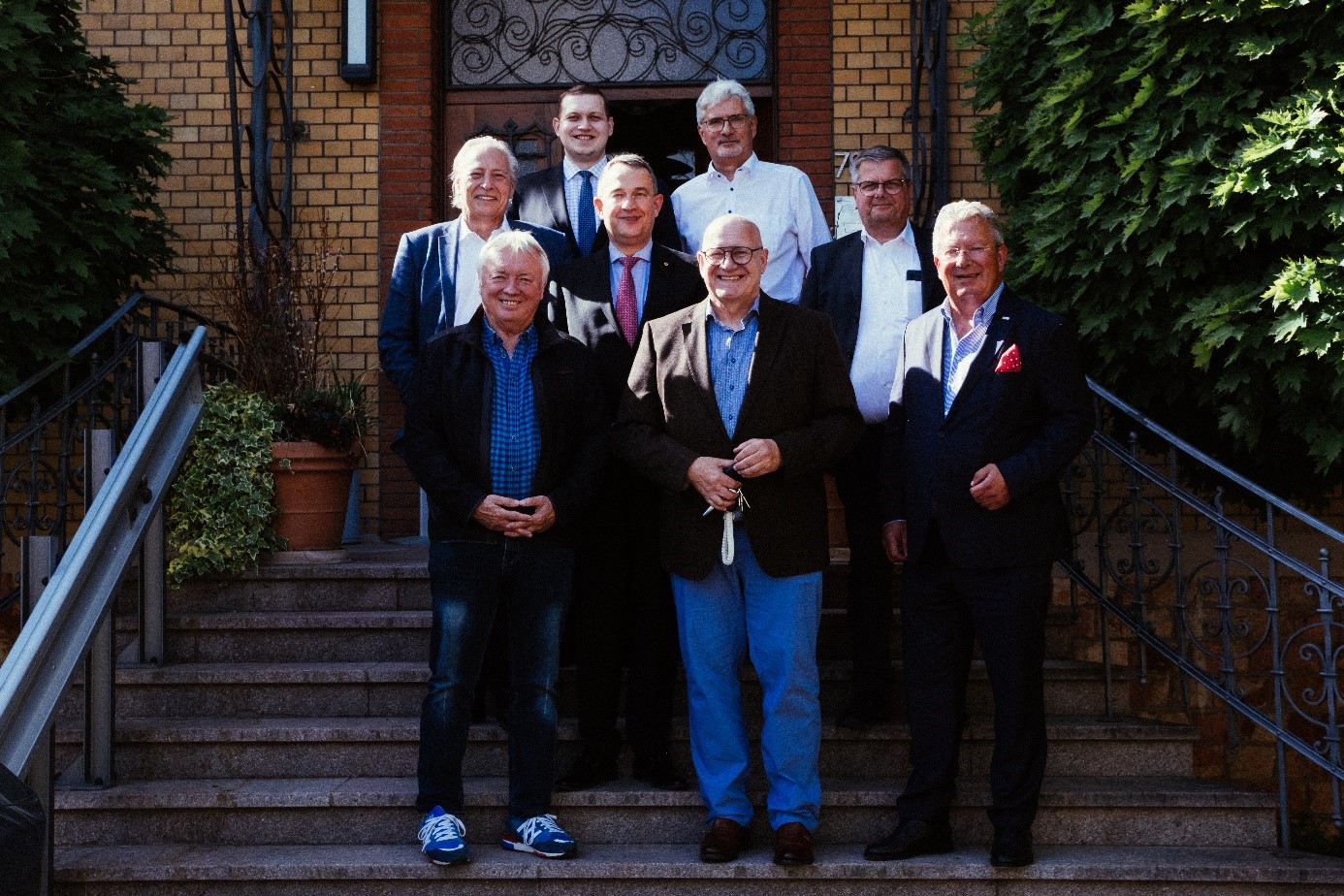 Die Teilnehmer der Strategietagung beim Besuch der GEWOBAU Bad Kreuznach.