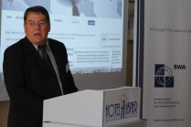 Uwe Gründer